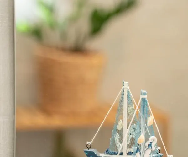 Frank's Place - Private Parking Hébergement de vacances *