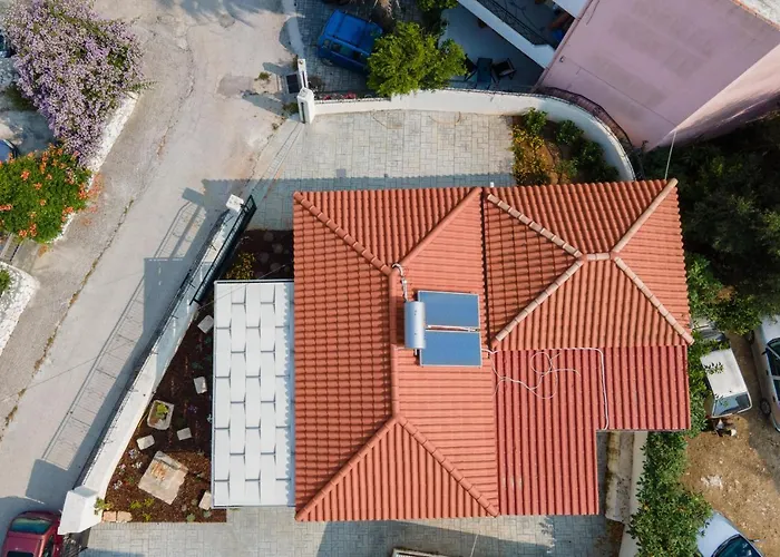 Frank's Place - Private Parking Casa vacanze