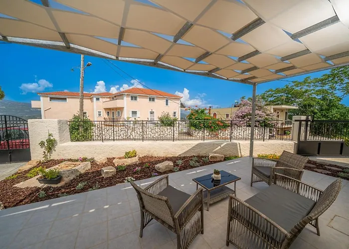 Frank's Place - Private Parking *