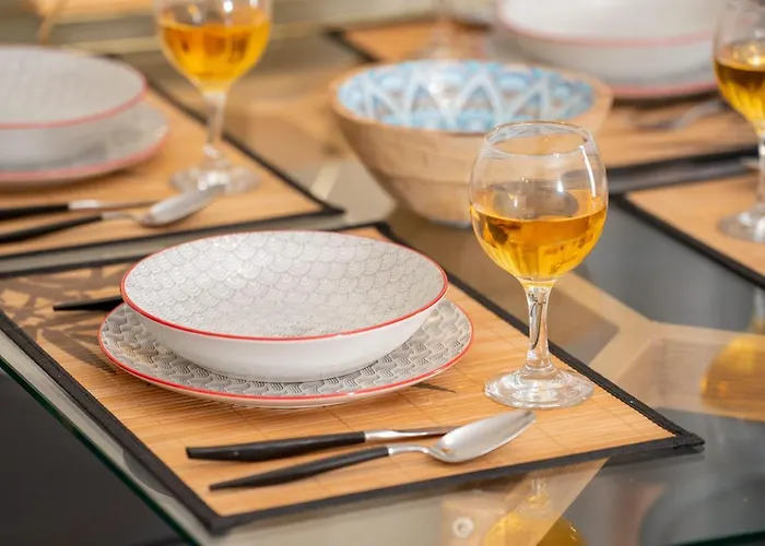 Frank's Place - Private Parking *