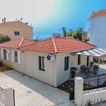 Frank's Place - Private Parking Prázdninový dům Argostoli (Kefalonia)